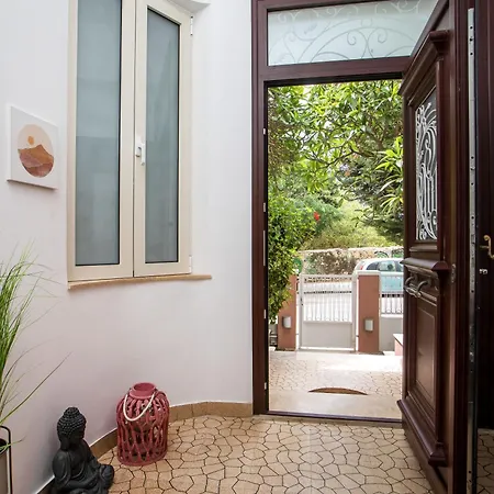 Thelia Rhodian Traditional House