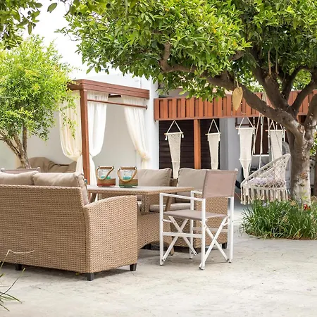 Thelia Rhodian Traditional House